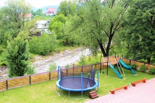Вишиванка Deliatyn ภายนอก รูปภาพ