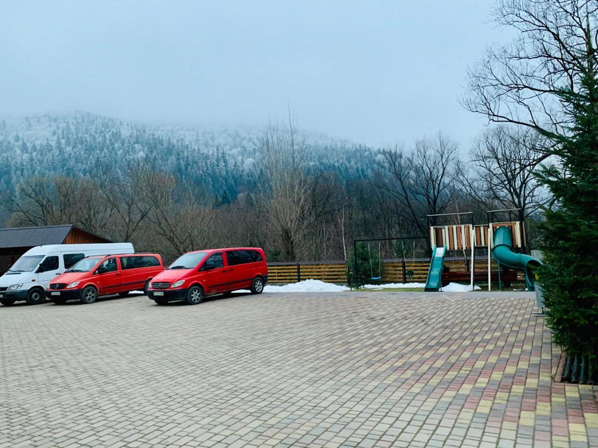 Вишиванка Deliatyn ภายนอก รูปภาพ